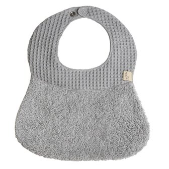 Grey bib Nest